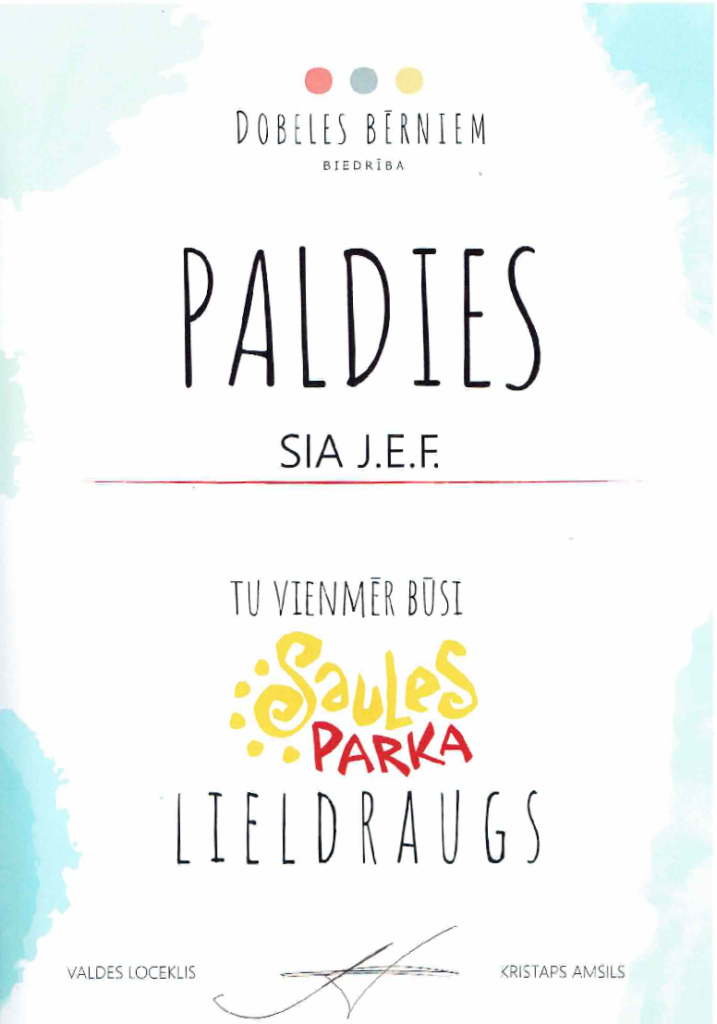 Saules parks Dobeles bērnu laukums